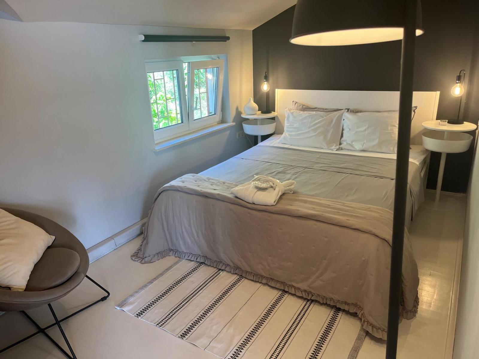 Cosy Loft W Private Pool & Patio *
