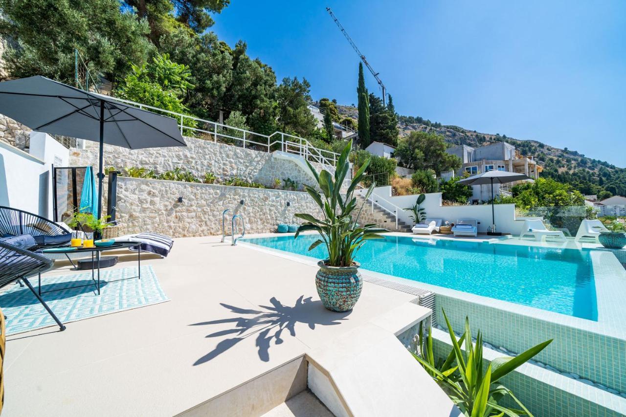 Apartment Cosy Loft W Private Pool & Patio *